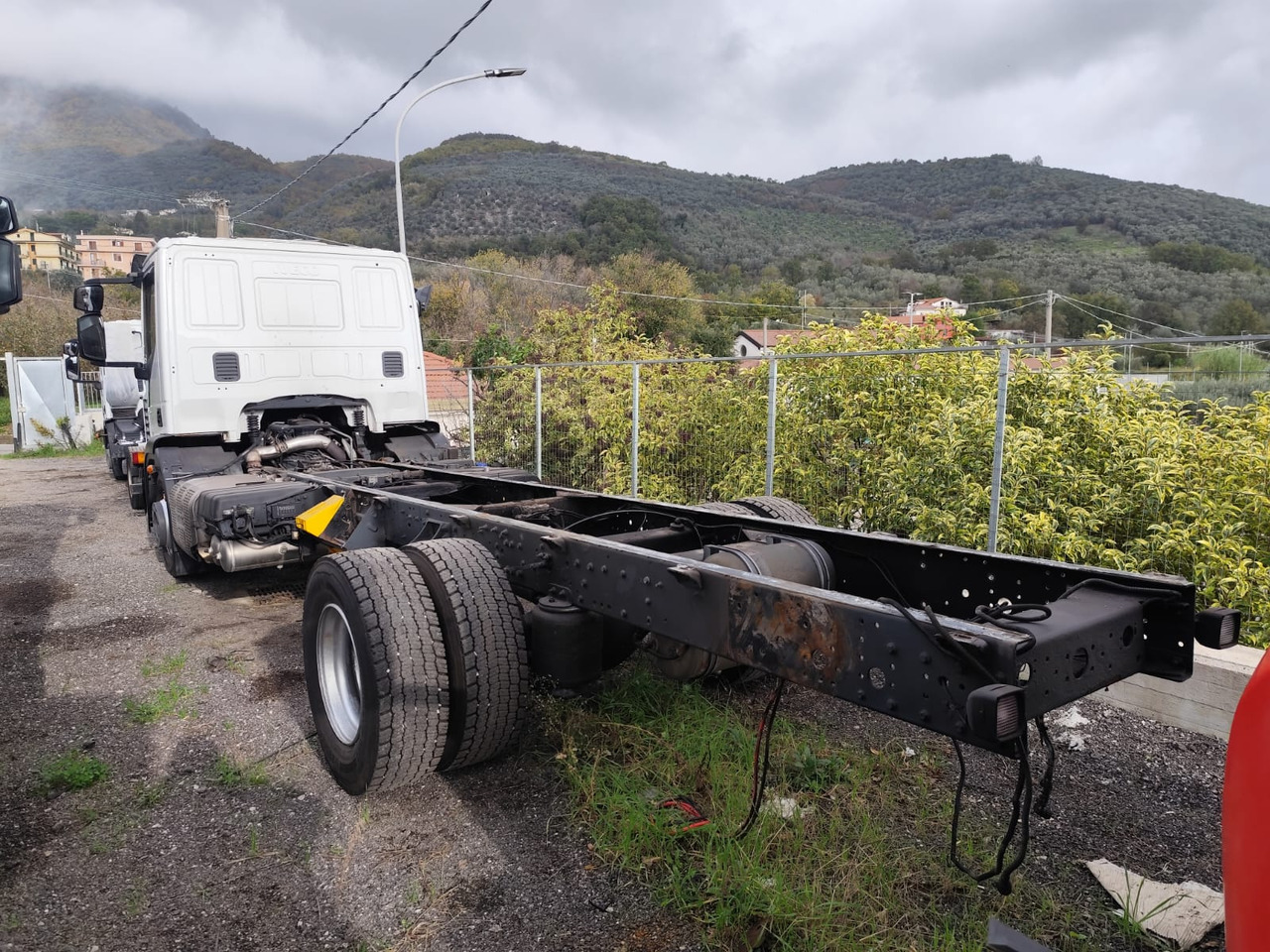 IVECO EUROCARGO 140-250 - Chassis vrachtwagen: afbeelding 2 IVECO EUROCARGO 140-250 - Chassis vrachtwagen: afbeelding 2