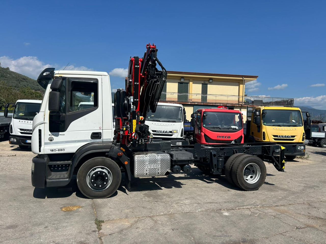 IVECO EUROCARGO 160-280 - Kraanwagen: afbeelding 3 IVECO EUROCARGO 160-280 - Kraanwagen: afbeelding 3