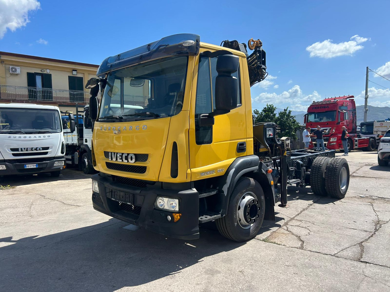 IVECO EUROCARGO 160E30 - Kraanwagen: afbeelding 1 IVECO EUROCARGO 160E30 - Kraanwagen: afbeelding 1