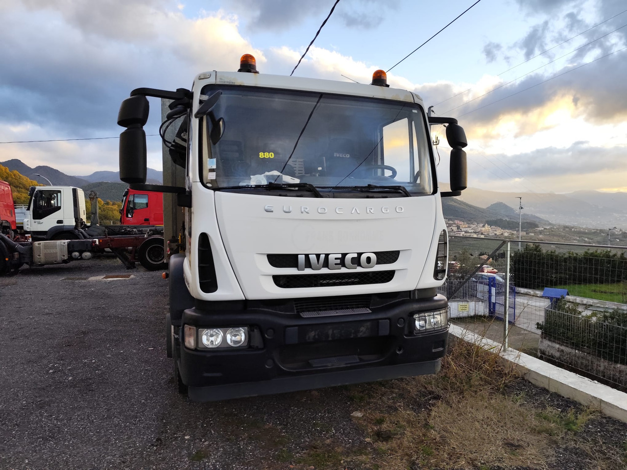 Kraanwagen, Kraanwagen IVECO EUROCARGO 180E25: afbeelding 19 Kraanwagen, Kraanwagen IVECO EUROCARGO 180E25: afbeelding 19