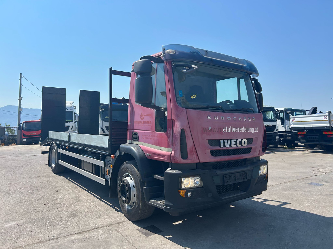 IVECO EUROCARGO 180E30 - Vrachtwagen met open laadbak: afbeelding 1 IVECO EUROCARGO 180E30 - Vrachtwagen met open laadbak: afbeelding 1