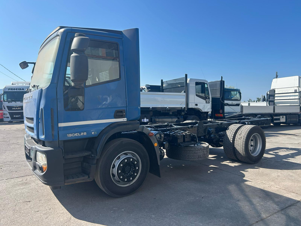 IVECO EUROCARGO 190EL28 - Chassis vrachtwagen: afbeelding 1 IVECO EUROCARGO 190EL28 - Chassis vrachtwagen: afbeelding 1