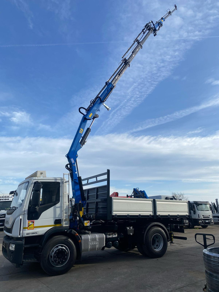 IVECO EUROCARGO 190EL28 - Kraanwagen: afbeelding 4 IVECO EUROCARGO 190EL28 - Kraanwagen: afbeelding 4