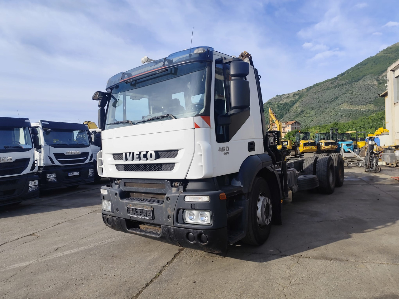 IVECO STRALIS 260S45 - Kraanwagen: afbeelding 1 IVECO STRALIS 260S45 - Kraanwagen: afbeelding 1