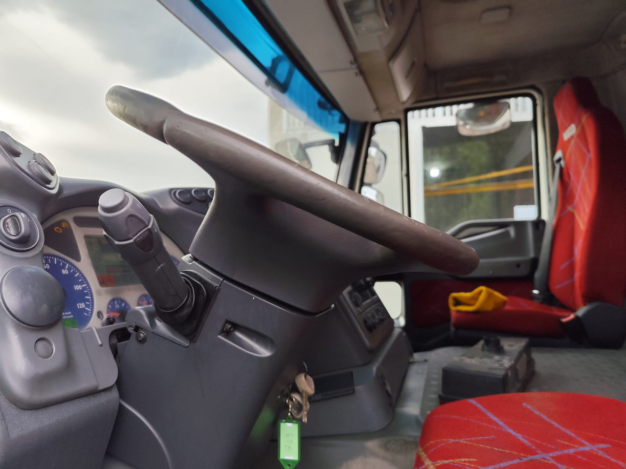 Haakarmsysteem vrachtwagen IVECO STRALIS AD 260S31: afbeelding 7