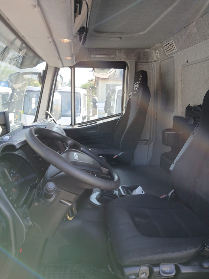 IVECO STRALIS AD 260S31 XP - Kraanwagen: afbeelding 2 IVECO STRALIS AD 260S31 XP - Kraanwagen: afbeelding 2