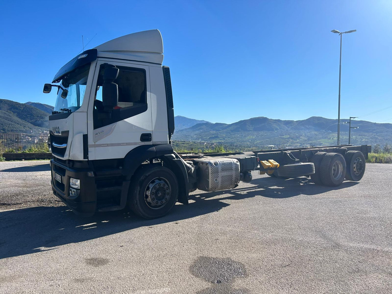 IVECO STRALIS AD 260S31 XP - Chassis vrachtwagen: afbeelding 3 IVECO STRALIS AD 260S31 XP - Chassis vrachtwagen: afbeelding 3