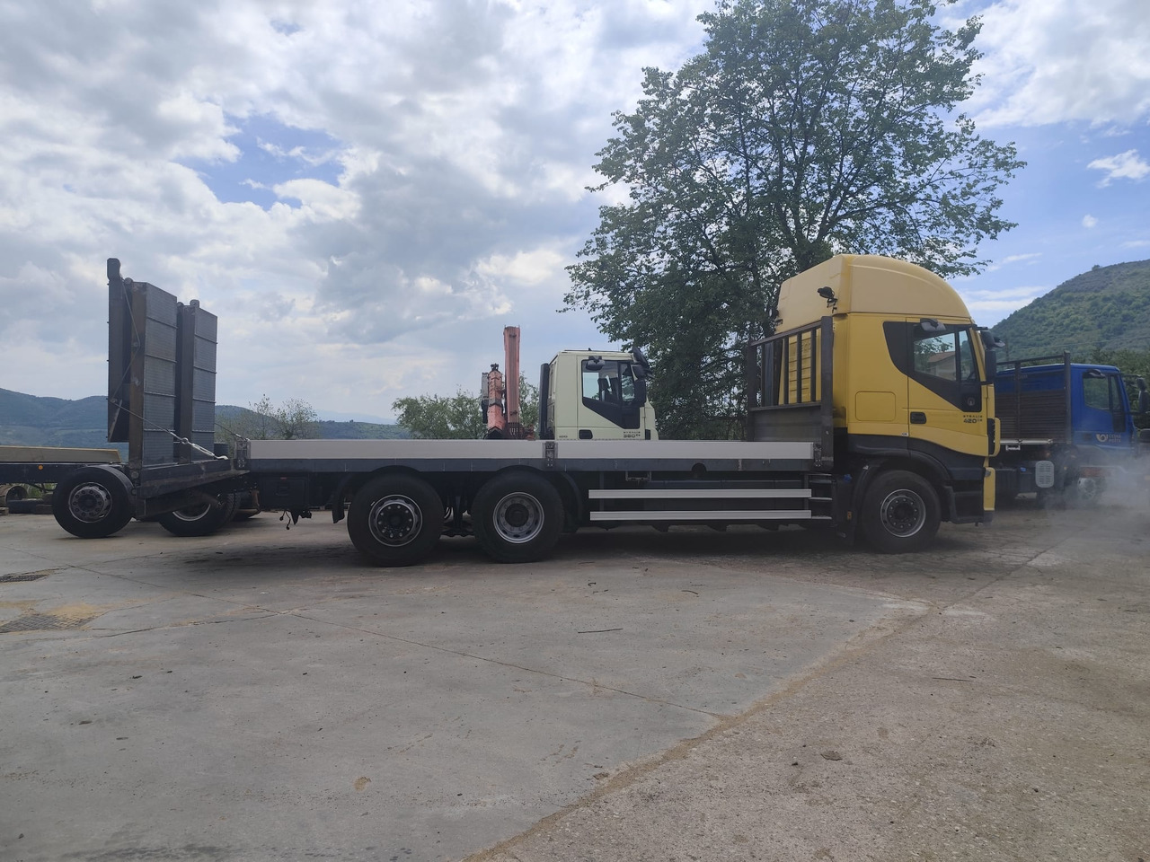 IVECO STRALIS AS 260S42 - Vrachtwagen met open laadbak: afbeelding 3 IVECO STRALIS AS 260S42 - Vrachtwagen met open laadbak: afbeelding 3