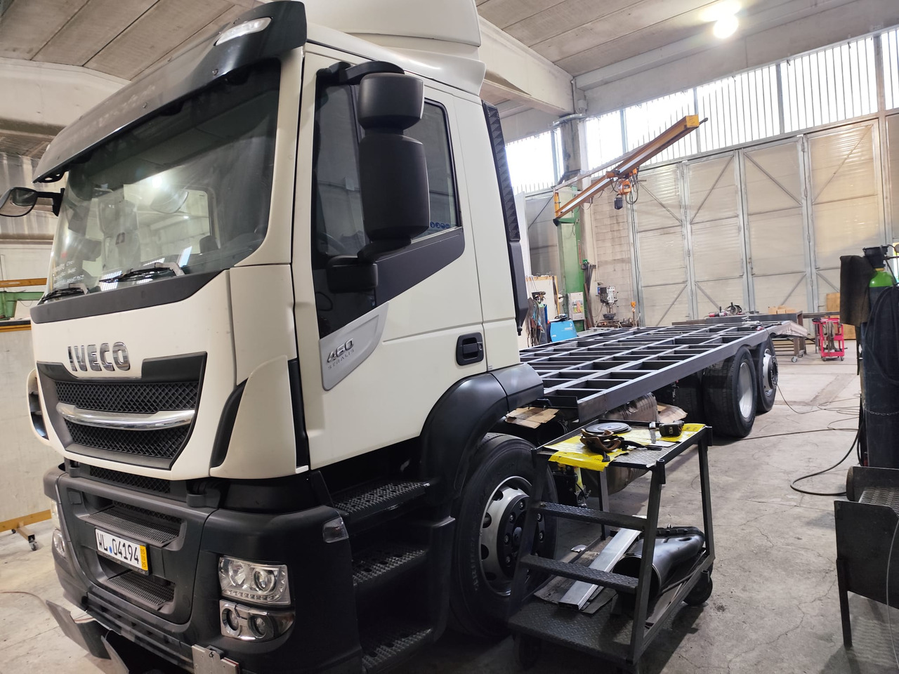IVECO STRALIS AS 260S46 - Vrachtwagen met open laadbak: afbeelding 1 IVECO STRALIS AS 260S46 - Vrachtwagen met open laadbak: afbeelding 1