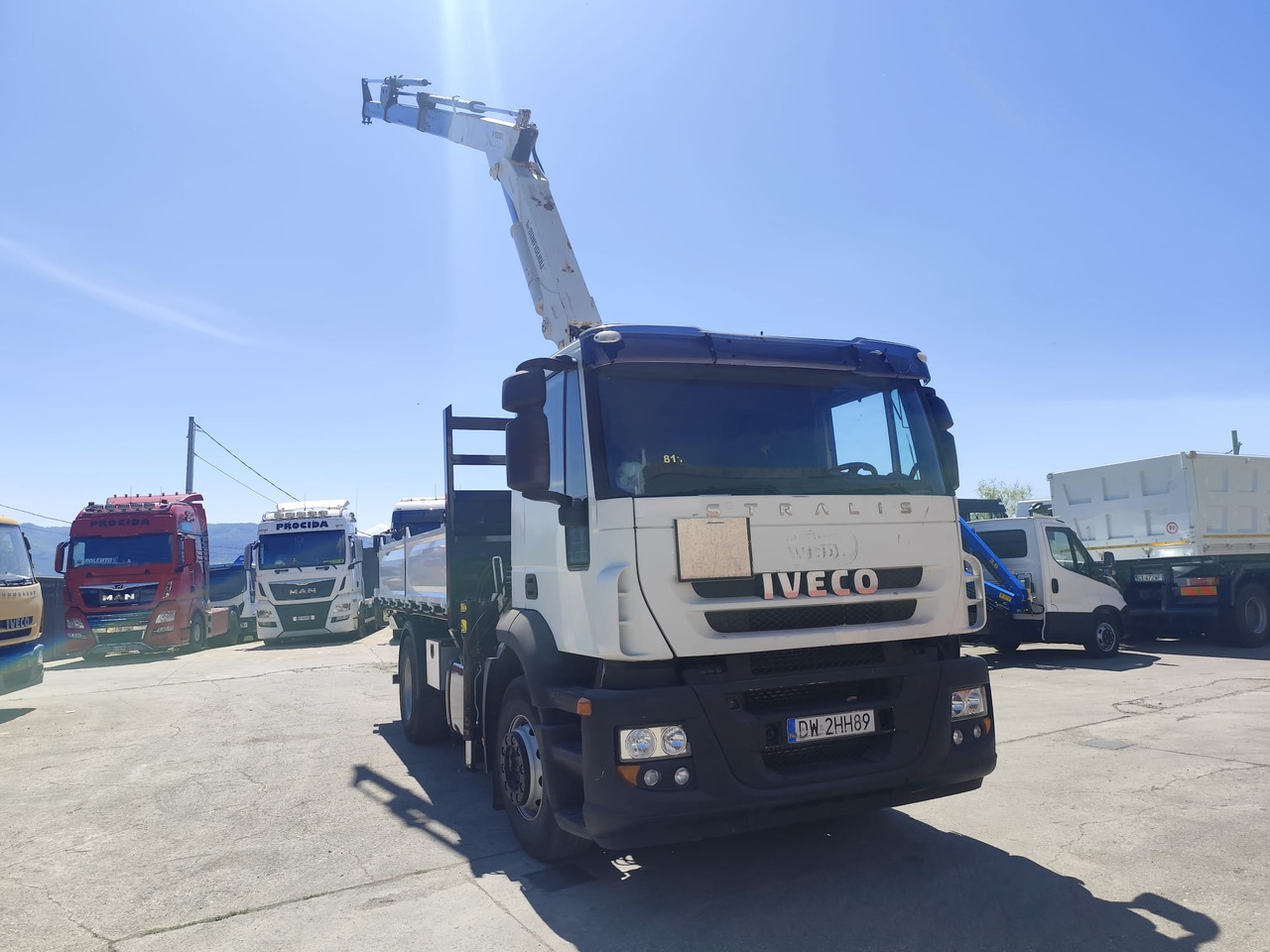Kraanwagen IVECO STRALIS CUBE 190S33: afbeelding 24
