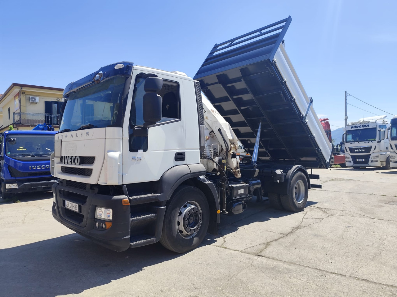 Kraanwagen IVECO STRALIS CUBE 190S33: afbeelding 14