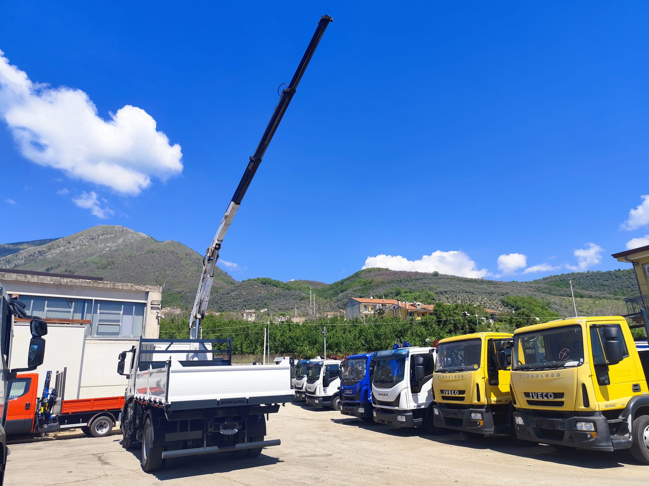 Kraanwagen IVECO STRALIS CUBE 190S33: afbeelding 18