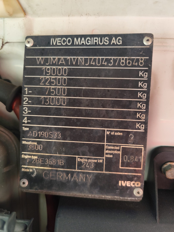 IVECO STRALIS CUBE 190S33 - Kraanwagen: afbeelding 2 IVECO STRALIS CUBE 190S33 - Kraanwagen: afbeelding 2