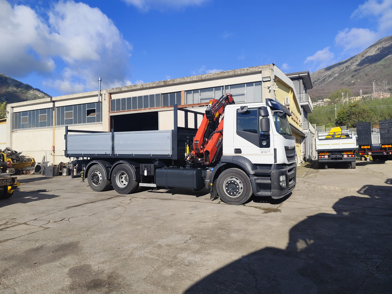 IVECO STRALIS CUBE 260S31 - Kraanwagen: afbeelding 4 IVECO STRALIS CUBE 260S31 - Kraanwagen: afbeelding 4