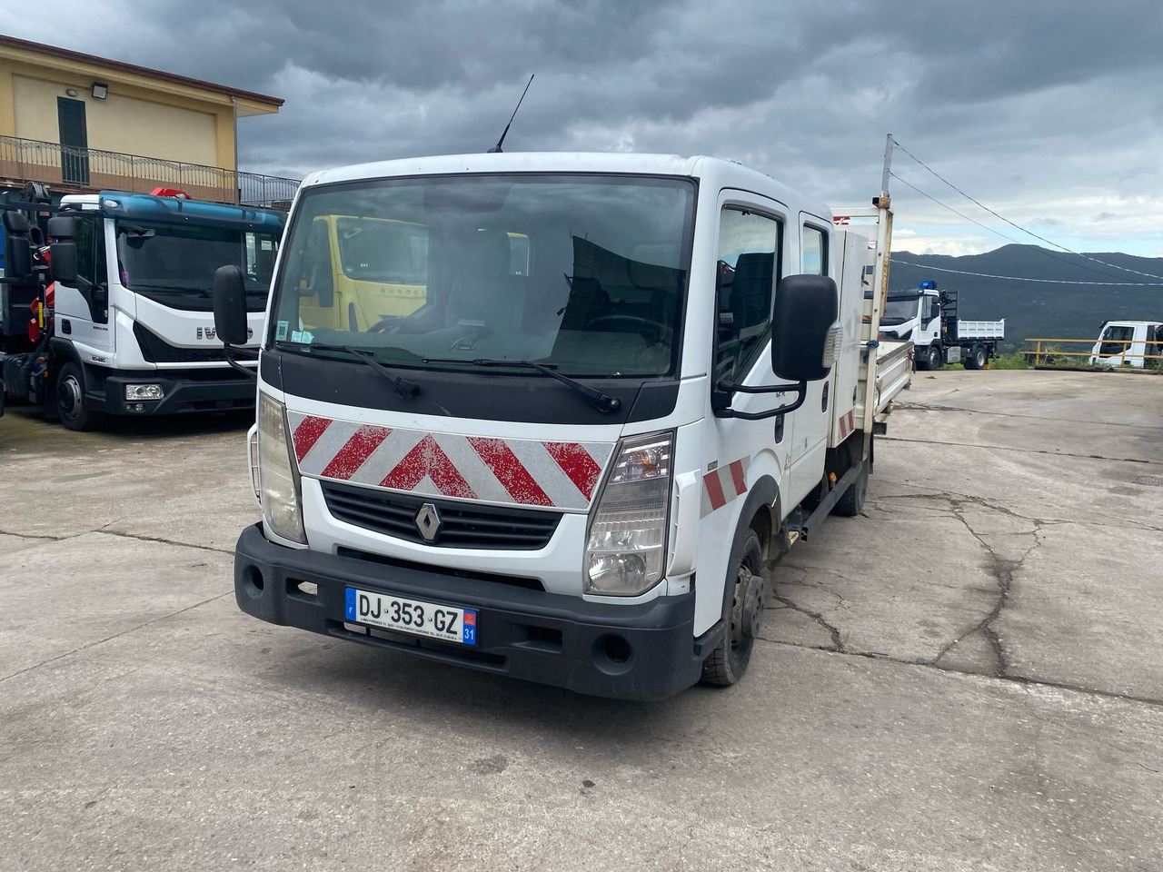 RENAULT MAXITY 140 DXI - Vrachtwagen met open laadbak: afbeelding 1 RENAULT MAXITY 140 DXI - Vrachtwagen met open laadbak: afbeelding 1