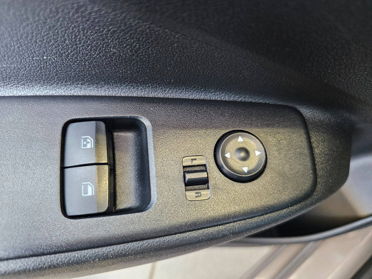 Personenwagen Hyundai i10 Trend AUTOMATIK SHZ PDC LenkrHzg DAB Spurhal: afbeelding 13