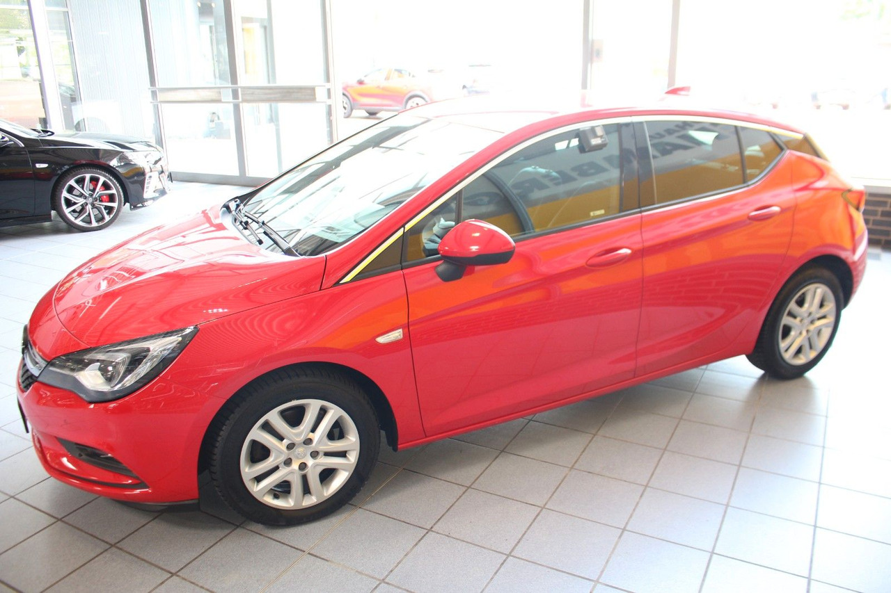 Opel Astra K Lim. Innovation Navi Voll-LED Kamera - Sedan: afbeelding 5 Opel Astra K Lim. Innovation Navi Voll-LED Kamera - Sedan: afbeelding 5