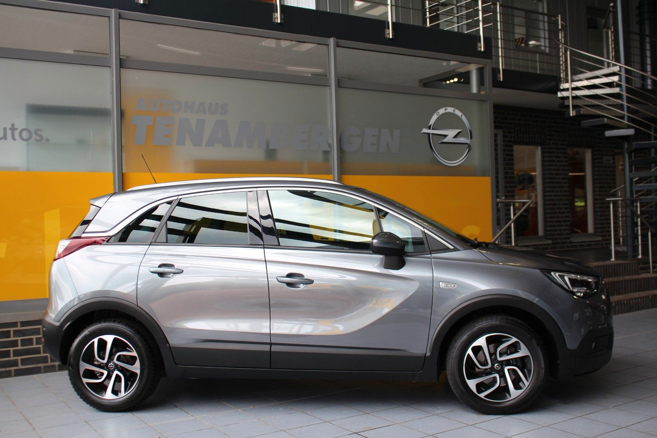 Opel Crossland (X) 1,2 Ultimate Pano Navi Kamera LED - Sedan: afbeelding 3 Opel Crossland (X) 1,2 Ultimate Pano Navi Kamera LED - Sedan: afbeelding 3