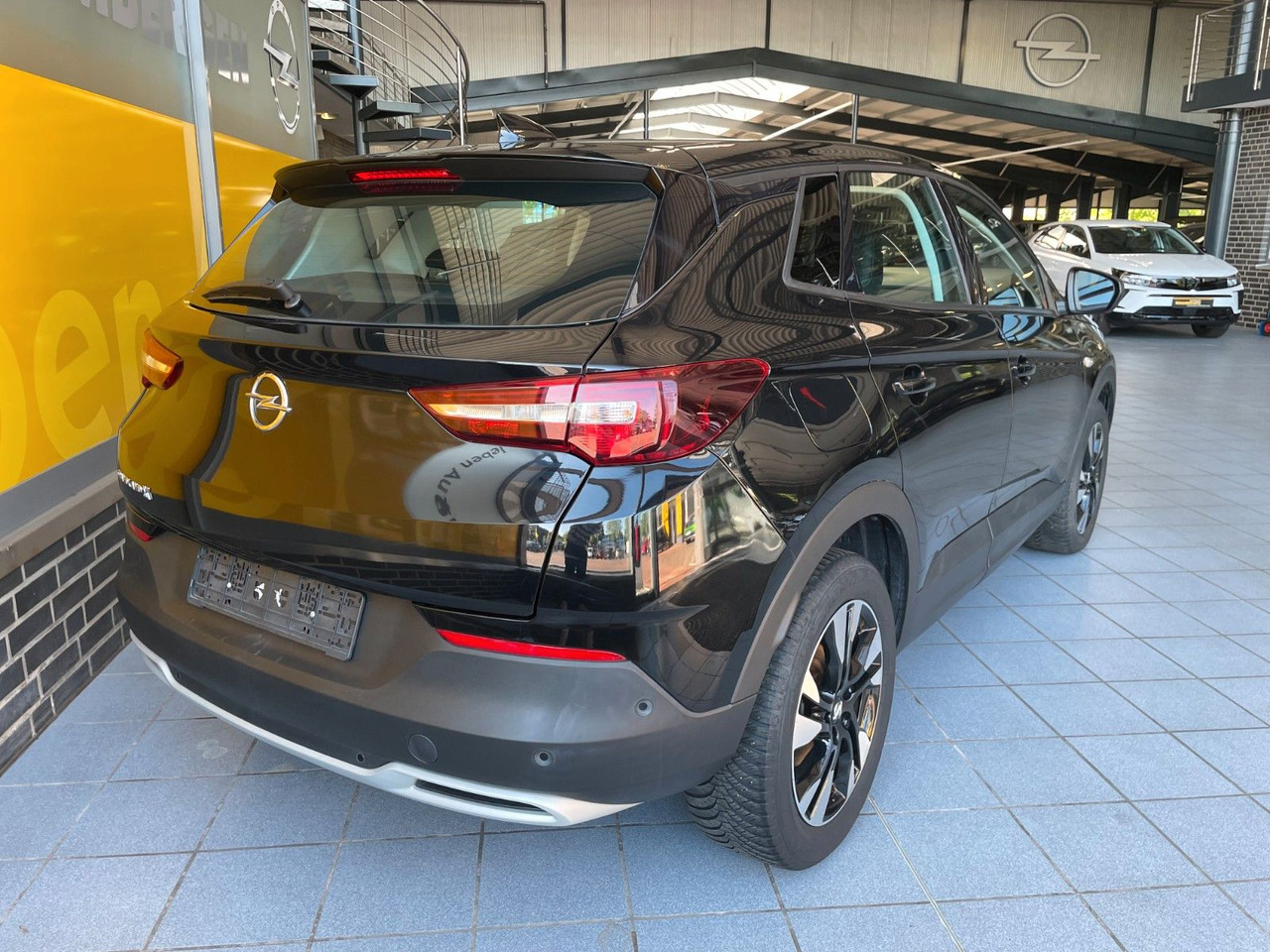 Opel Grandland (X) Elegance Kamera Sitz- & Lenkradhzg - SUV: afbeelding 3 Opel Grandland (X) Elegance Kamera Sitz- & Lenkradhzg - SUV: afbeelding 3
