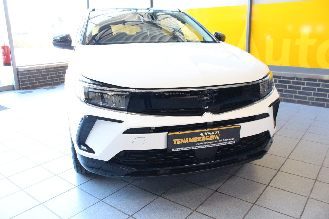 Opel Grandland (X) GS Line AT-8 Kamera AGR Navi LED - SUV: afbeelding 2 Opel Grandland (X) GS Line AT-8 Kamera AGR Navi LED - SUV: afbeelding 2