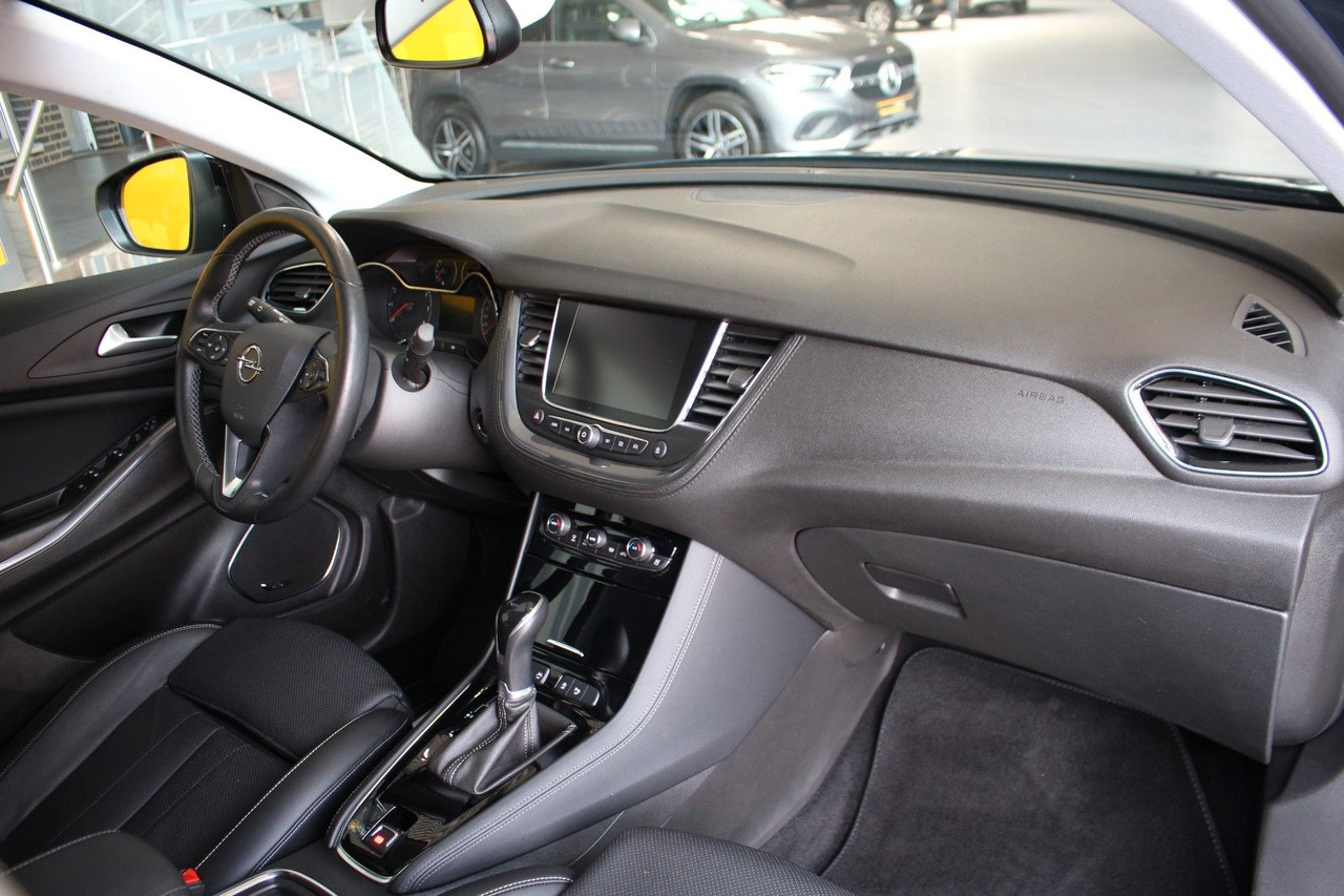 Opel Grandland X Ultimate Leder Navi Sitzlüftung AHK - SUV: afbeelding 5 Opel Grandland X Ultimate Leder Navi Sitzlüftung AHK - SUV: afbeelding 5