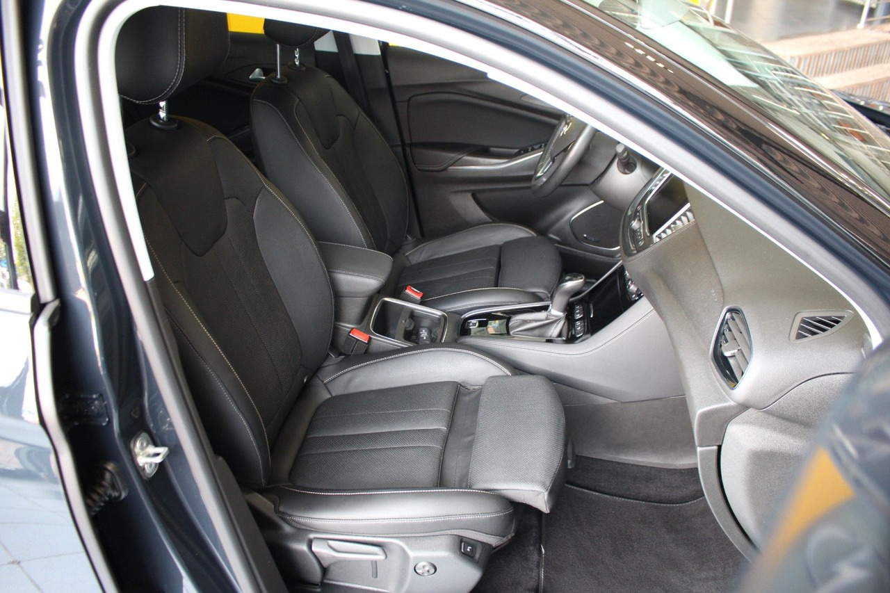 SUV Opel Grandland X Ultimate Leder Navi Sitzlüftung AHK: afbeelding 6