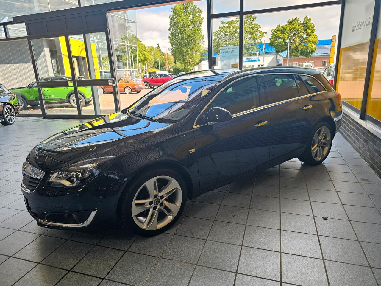 Opel Insignia A Business Innovation AHK ACC Leder Nav - Personenwagen: afbeelding 3 Opel Insignia A Business Innovation AHK ACC Leder Nav - Personenwagen: afbeelding 3