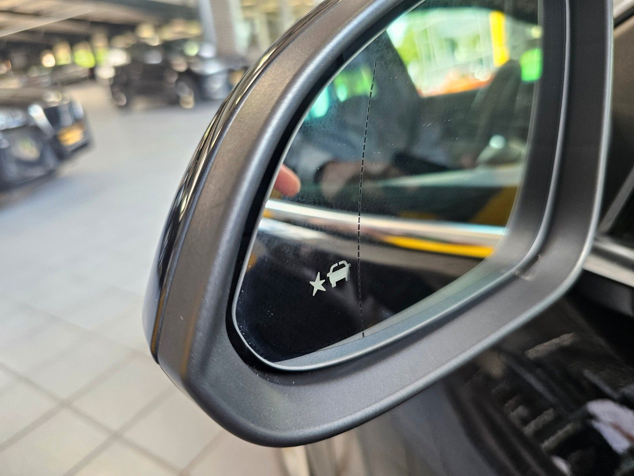 Opel Insignia A Business Innovation AHK ACC Leder Nav - Personenwagen: afbeelding 5 Opel Insignia A Business Innovation AHK ACC Leder Nav - Personenwagen: afbeelding 5