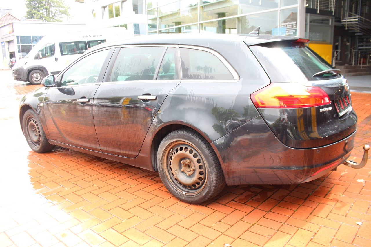 Opel Insignia A Sports Tourer Innovation - Stationwagen: afbeelding 4 Opel Insignia A Sports Tourer Innovation - Stationwagen: afbeelding 4