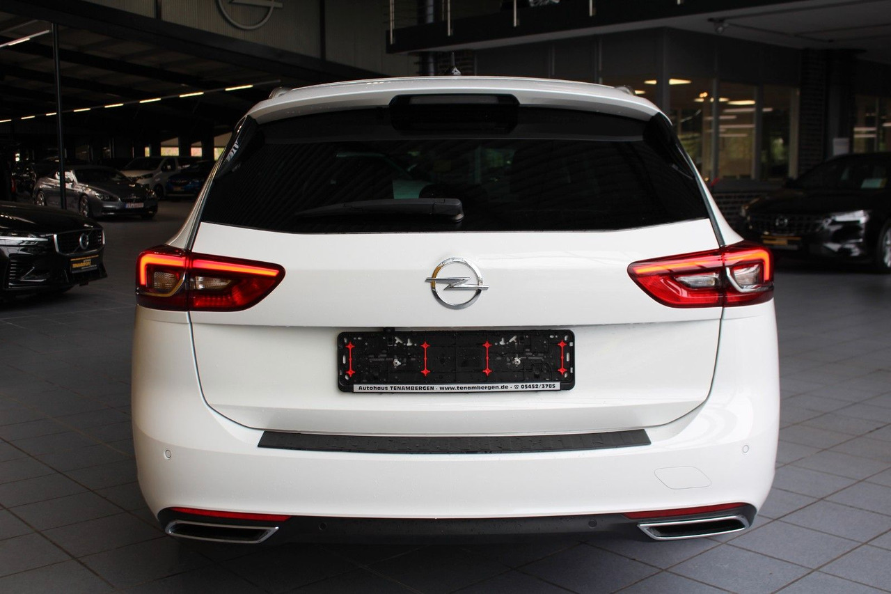 Opel Insignia B ST 4x4 Leder Massage Bose Matrix AHK - Personenwagen: afbeelding 5 Opel Insignia B ST 4x4 Leder Massage Bose Matrix AHK - Personenwagen: afbeelding 5