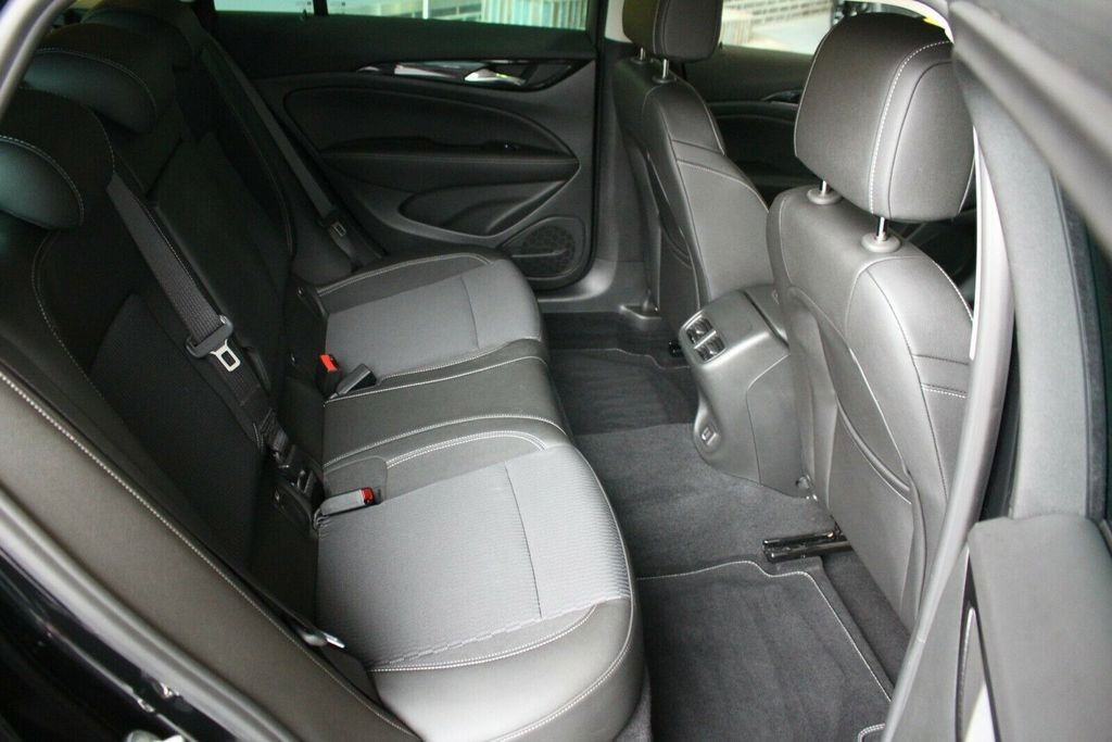 Stationwagen Opel Insignia B Sports Tourer 4x4 INNOVATION: afbeelding 15