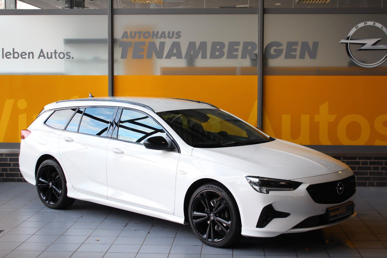 Opel Insignia B Sports Tourer Ultimate 4x4 AHK ACC - Personenwagen: afbeelding 1 Opel Insignia B Sports Tourer Ultimate 4x4 AHK ACC - Personenwagen: afbeelding 1