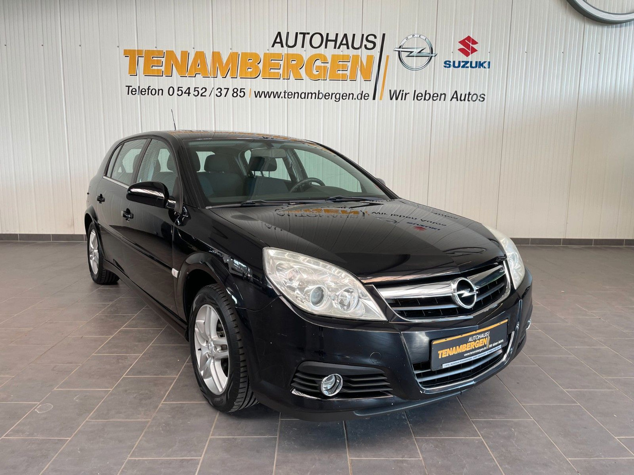 Opel Signum Edition Bluetooth Navi Automatik - Stationwagen: afbeelding 1 Opel Signum Edition Bluetooth Navi Automatik - Stationwagen: afbeelding 1