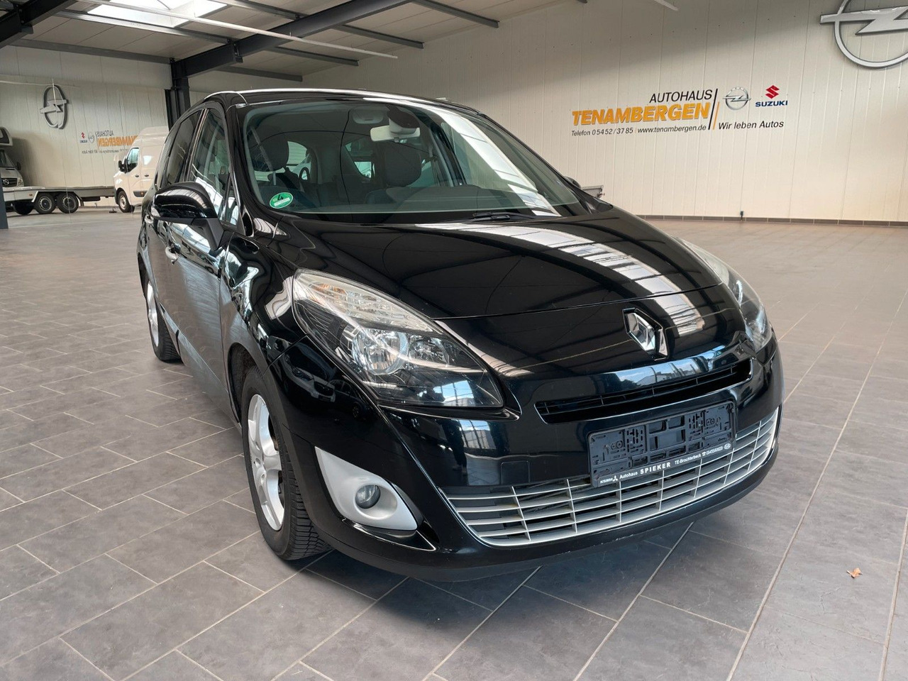 Renault Scenic III Grand BOSE Edition AHK - Personenvervoer: afbeelding 1 Renault Scenic III Grand BOSE Edition AHK - Personenvervoer: afbeelding 1