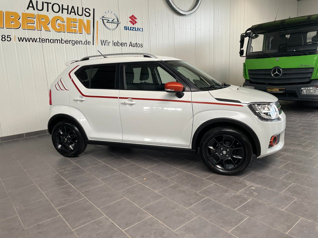 Suzuki Ignis 1,2 Intro Edtion+ - Personenwagen: afbeelding 2 Suzuki Ignis 1,2 Intro Edtion+ - Personenwagen: afbeelding 2