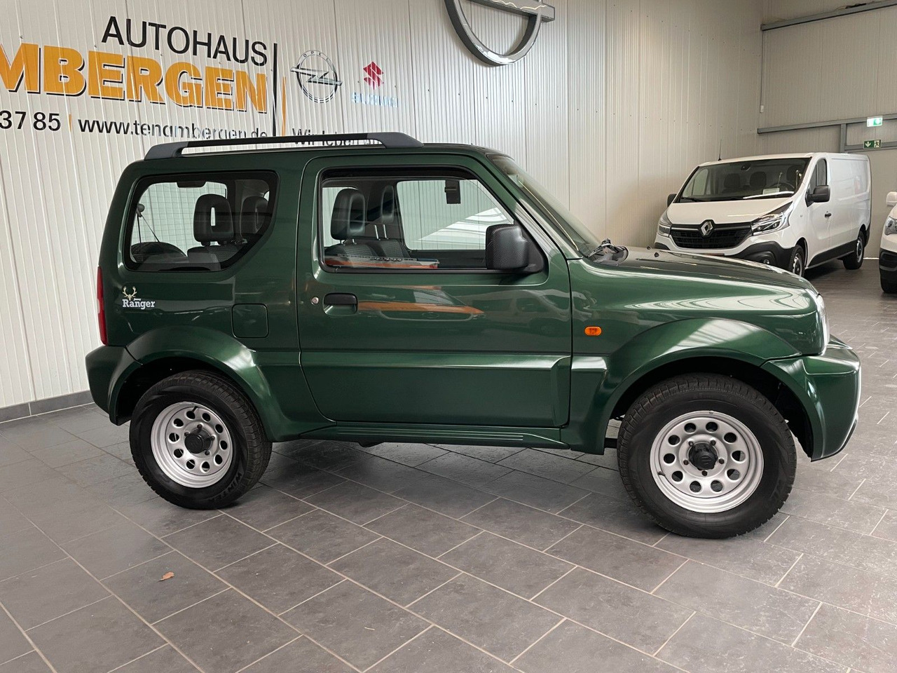 Suzuki Jimny 1.3 Allrad Ranger - SUV: afbeelding 2 Suzuki Jimny 1.3 Allrad Ranger - SUV: afbeelding 2