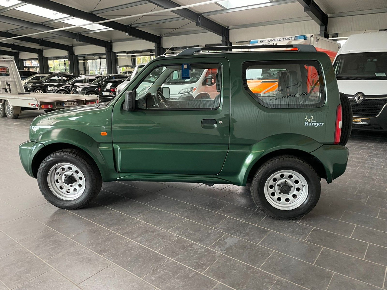 Suzuki Jimny 1.3 Allrad Ranger - SUV: afbeelding 4 Suzuki Jimny 1.3 Allrad Ranger - SUV: afbeelding 4