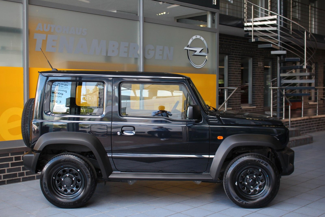 Suzuki Jimny zuschaltbarer Allradantrieb Allgrip - SUV: afbeelding 3 Suzuki Jimny zuschaltbarer Allradantrieb Allgrip - SUV: afbeelding 3