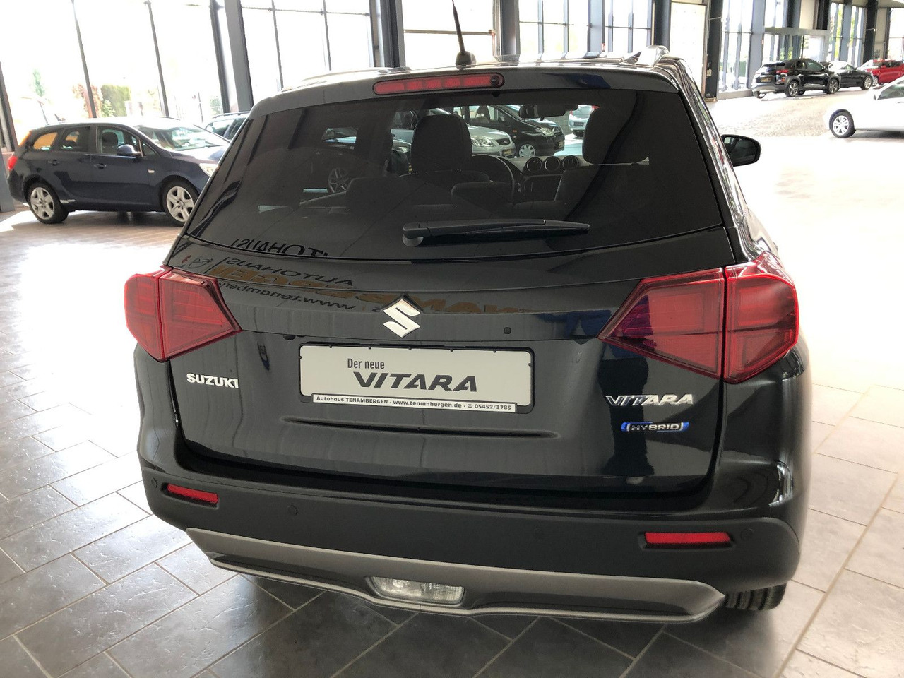 Suzuki Vitara 1.5 Hybrid Comfort+Automatik/ Panor.-Dach - SUV: afbeelding 4 Suzuki Vitara 1.5 Hybrid Comfort+Automatik/ Panor.-Dach - SUV: afbeelding 4