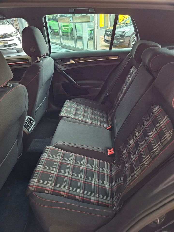 Sedan Volkswagen Golf VII Lim. GTI BMT SHZ BiXenon: afbeelding 10