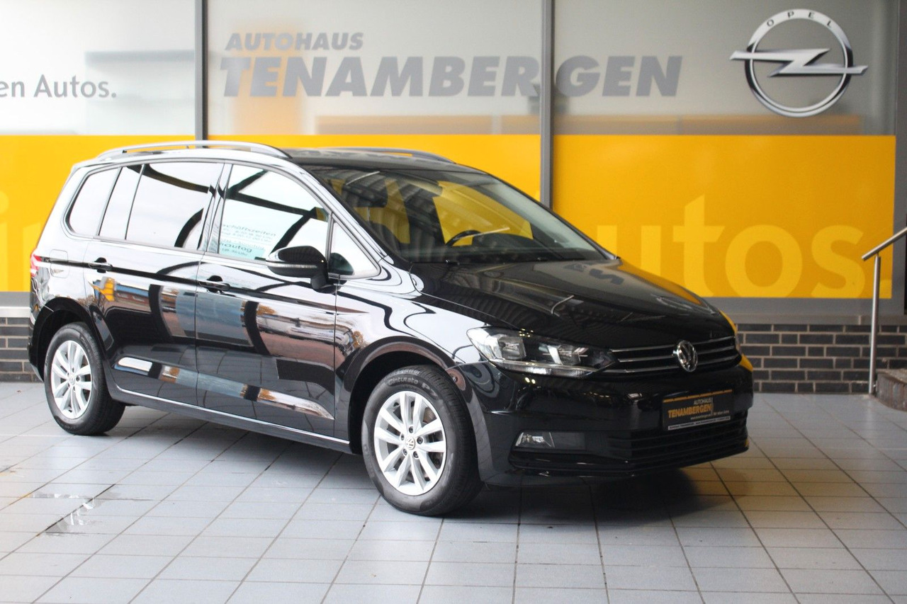 Volkswagen Touran Comfortline BMT S/S Navi Kamera ACC - Personenvervoer: afbeelding 1 Volkswagen Touran Comfortline BMT S/S Navi Kamera ACC - Personenvervoer: afbeelding 1