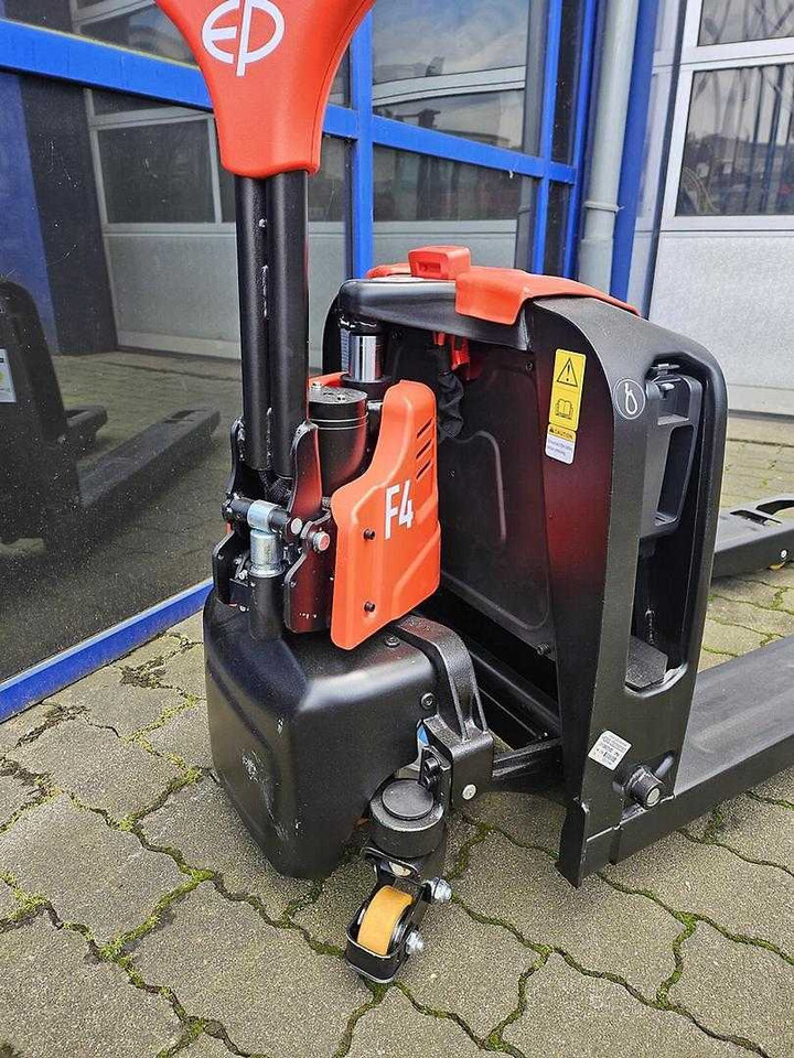 EP F4 - Palletwagen: afbeelding 4 EP F4 - Palletwagen: afbeelding 4