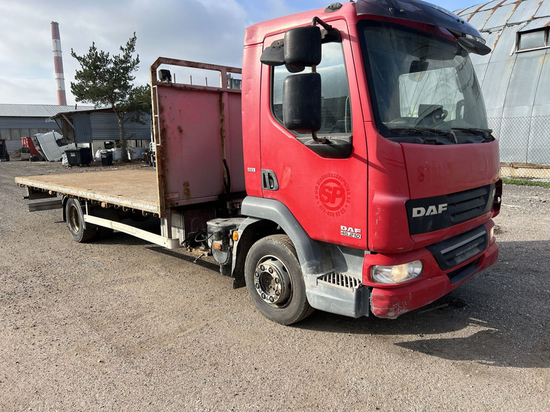 DAF LF45 210 - Vrachtwagen met open laadbak: afbeelding 2 DAF LF45 210 - Vrachtwagen met open laadbak: afbeelding 2