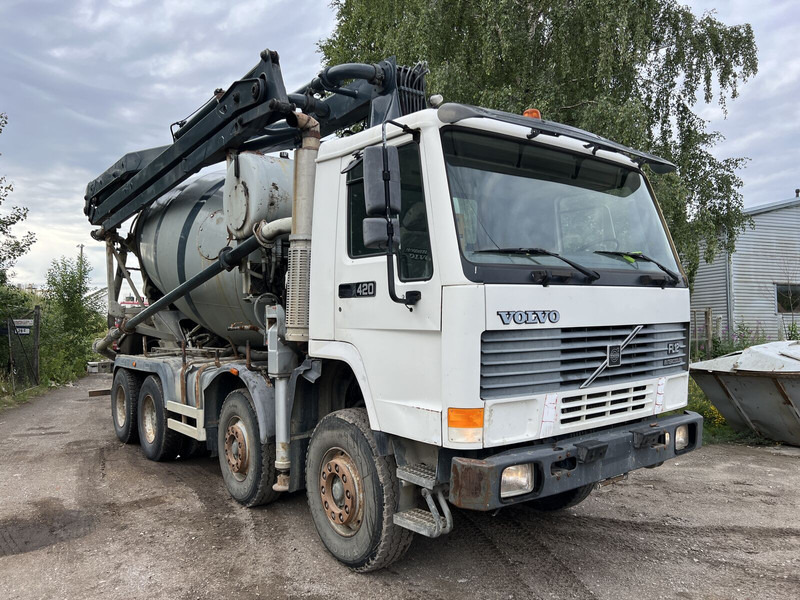 Volvo FL12 - Kleine betonpomp: afbeelding 2 Volvo FL12 - Kleine betonpomp: afbeelding 2