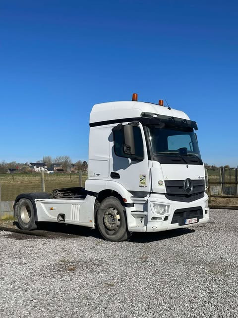 Mercedes-beenz actros - Trekker: afbeelding 2 Mercedes-beenz actros - Trekker: afbeelding 2