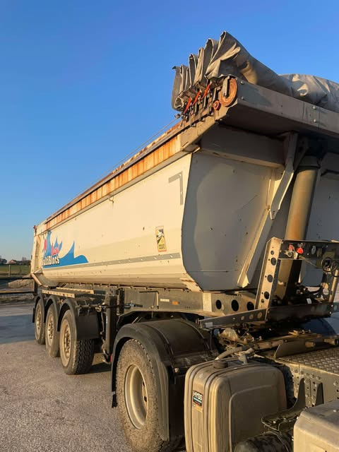 Schmitz cargobull SGF*S3 - Kipper oplegger: afbeelding 2 Schmitz cargobull SGF*S3 - Kipper oplegger: afbeelding 2