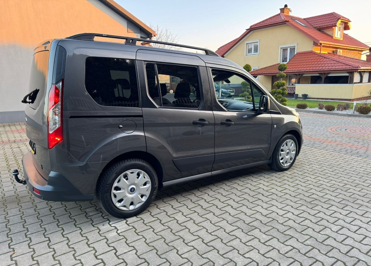 Ford Tourneo Connect Bogato doposażony I Lakier 100 Bezwypadkowy - Minibus, Personenvervoer: afbeelding 5 Ford Tourneo Connect Bogato doposażony I Lakier 100 Bezwypadkowy - Minibus, Personenvervoer: afbeelding 5