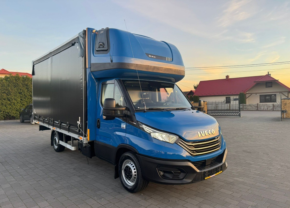 Iveco 35S18 3.0 Hi-Matic Salon Polska 30 180ps - Schuifzeilen bestelwagen: afbeelding 4 Iveco 35S18 3.0 Hi-Matic Salon Polska 30 180ps - Schuifzeilen bestelwagen: afbeelding 4