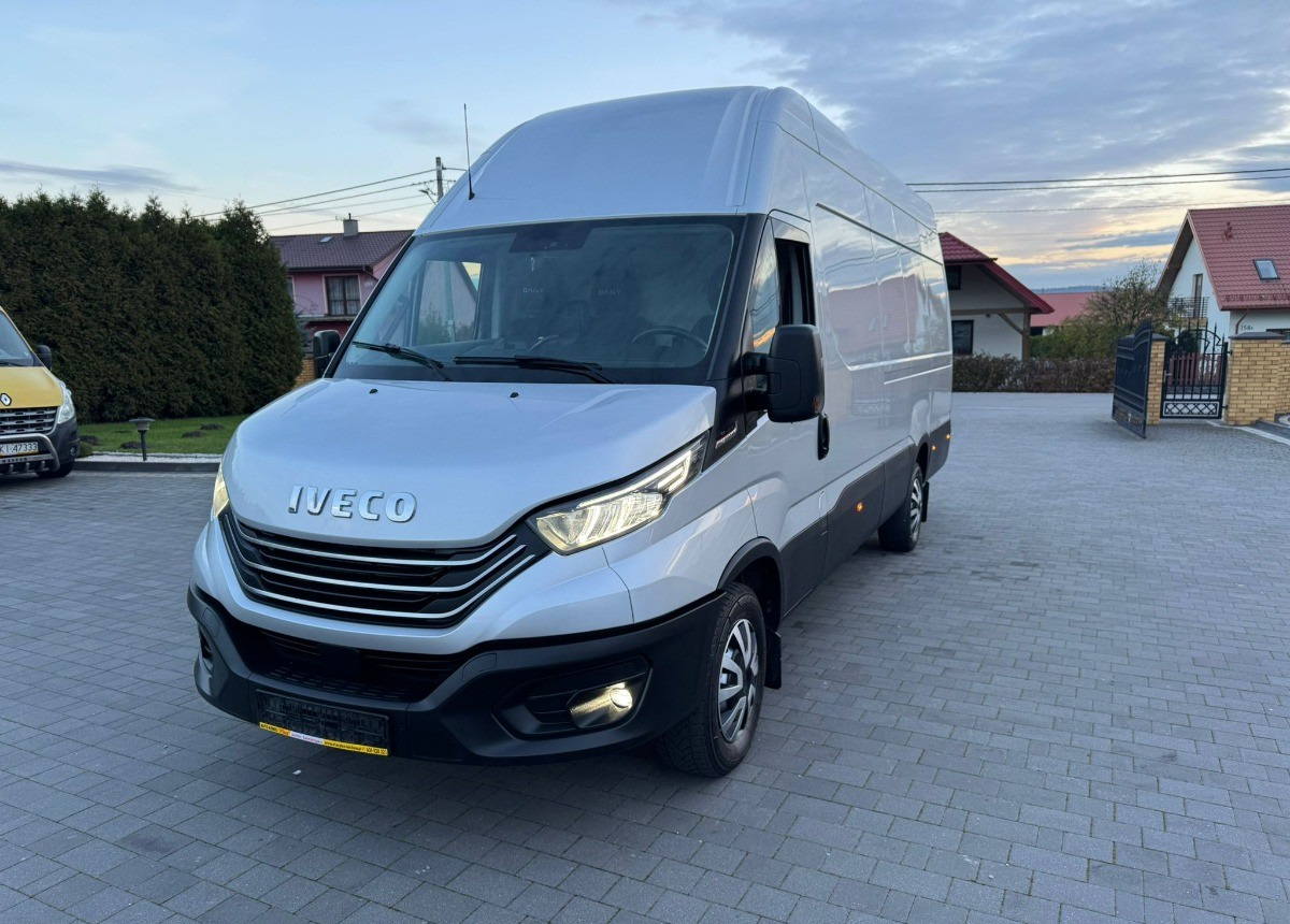 Iveco Maxi 3.0 Himatic 210ps. Salon Polska Hi-matic 210ps Ful Wypas - Gesloten bestelwagen: afbeelding 4 Iveco Maxi 3.0 Himatic 210ps. Salon Polska Hi-matic 210ps Ful Wypas - Gesloten bestelwagen: afbeelding 4