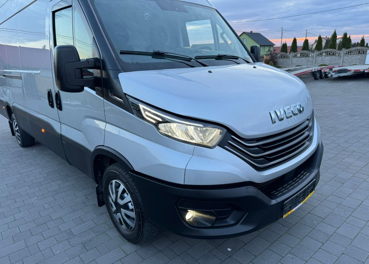 Iveco Maxi 3.0 Himatic 210ps. Salon Polska Hi-matic 210ps Ful Wypas - Gesloten bestelwagen: afbeelding 3 Iveco Maxi 3.0 Himatic 210ps. Salon Polska Hi-matic 210ps Ful Wypas - Gesloten bestelwagen: afbeelding 3